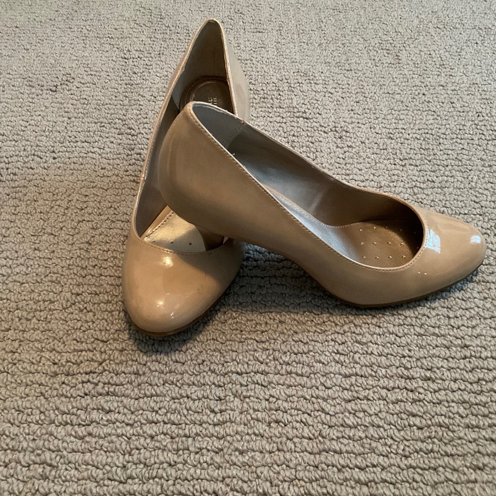 Classic pumps